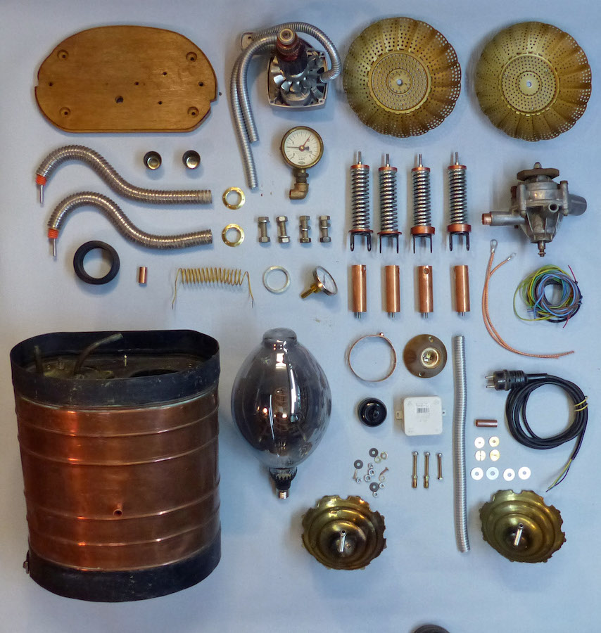 Steampunk Lamp 63 parts.jpg